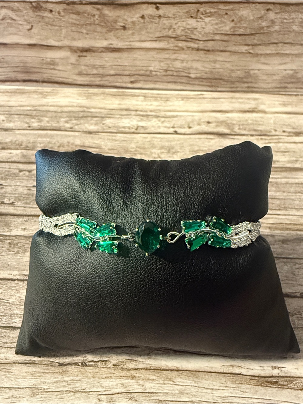 Emerald Crystal Link Bracelet - Women's Elegant Tennis Bracelet